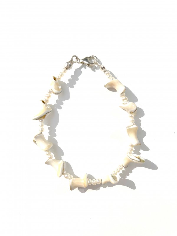 Seashells and Pearls bracelet