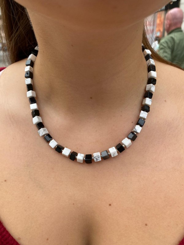 Howlith-onyx necklace 925 sterling silver