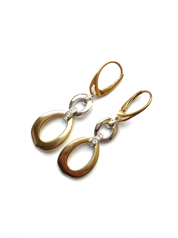 Sterling silver earrings with zirconia