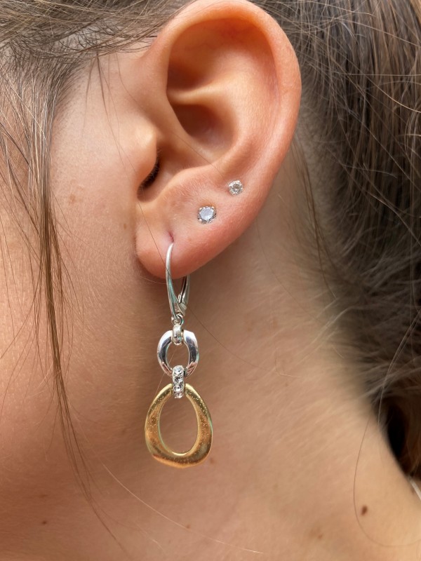 Sterling silver earrings with zirconia