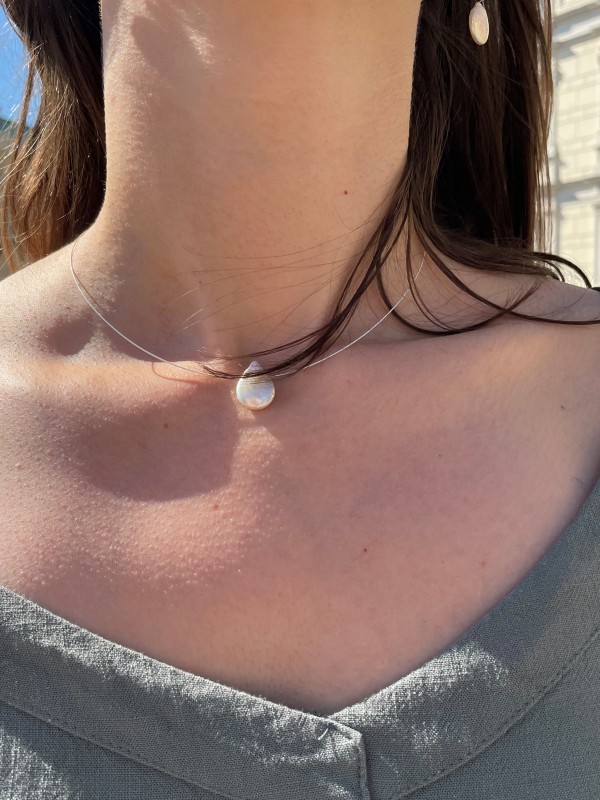 Cute pearl necklace