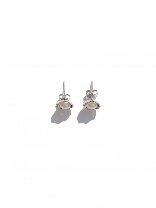 Pearl stud earrings 925 silver